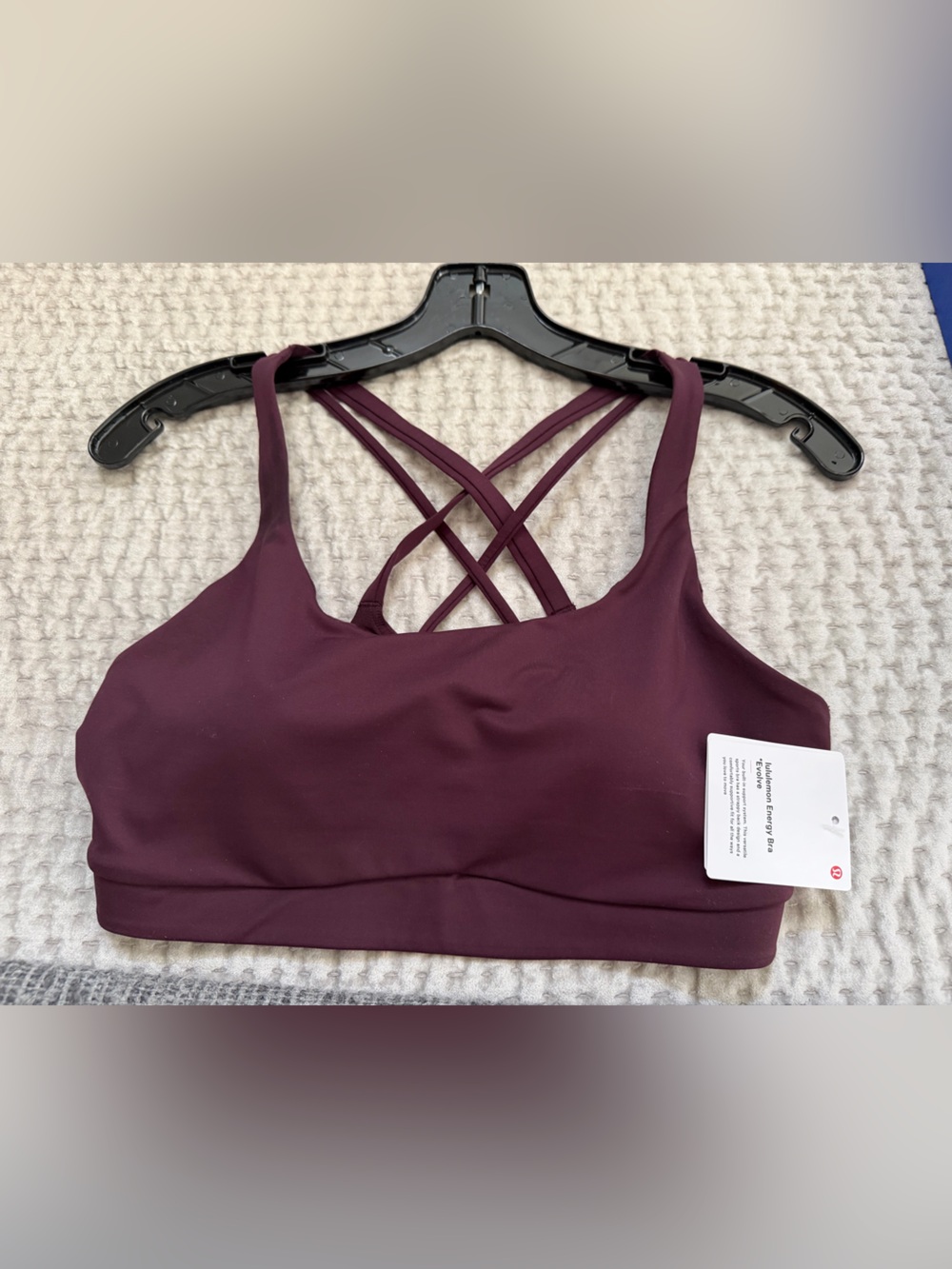 lululemon Energy Bra EVOLVE Deep Plum Wine Strappy Cross-Back Size Medium NWT - Picture 5 of 5